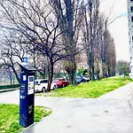 Center * Братислава